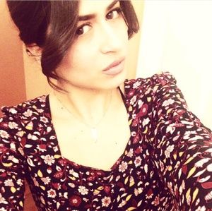 Meet your Posher, Laura